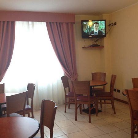 Hotel Belforte Варезе Экстерьер фото